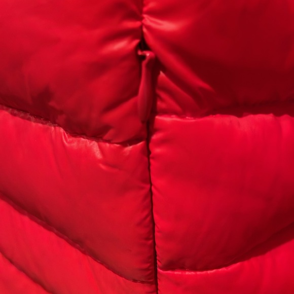 BUFFALO David Bitton Red Puffer Down Filled Jacket. Size small. - Picture 4 of 12